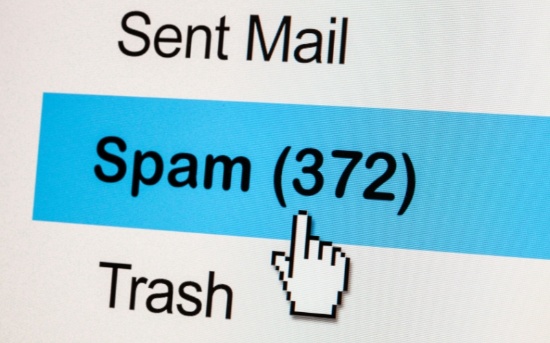 Kiểm tra kỹ tin nhắn rác hoặc thư mục spam