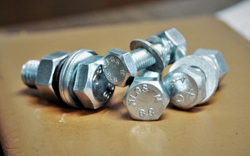 Ứng dụng của bu lông thực tế