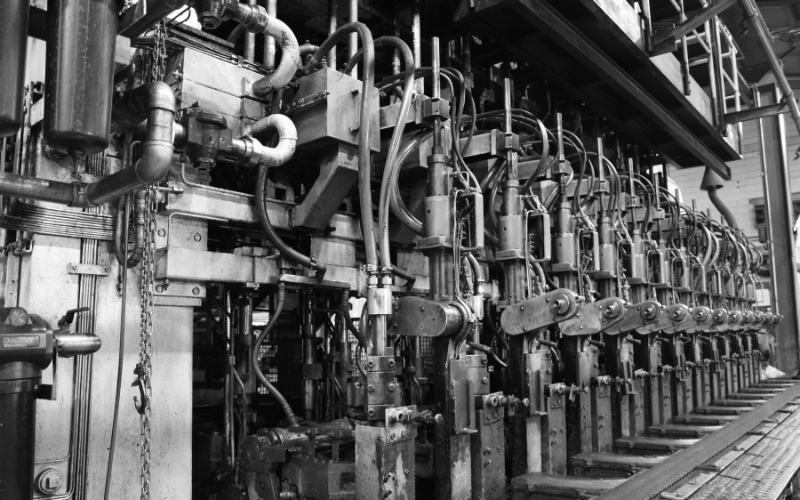 Máy móc cũ từ Trung Quốc có được phép nhập khẩu về Việt Nam không