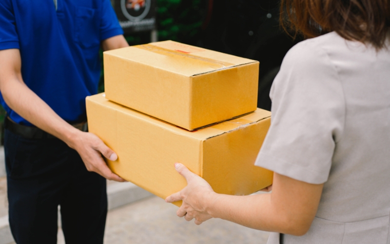 Phí giao hàng nội địa tại Việt Nam