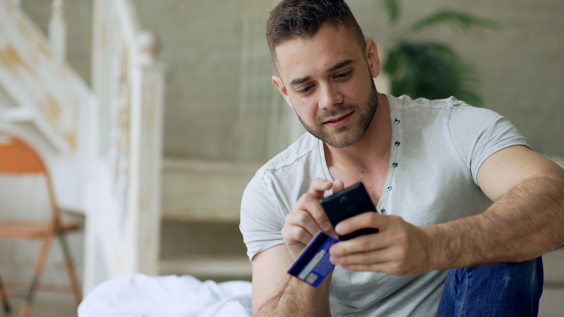 Vì sao dân nhập hàng hay vướng ở khâu chuyển tiền WeChat